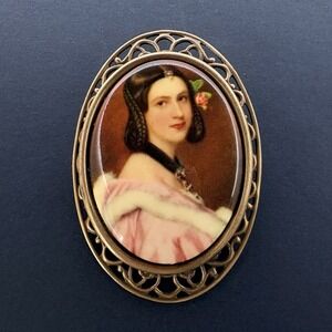 Vintage Victorian Revival Portrait Lady‎ Jane Erskine Gold Tone Filigree Brooch